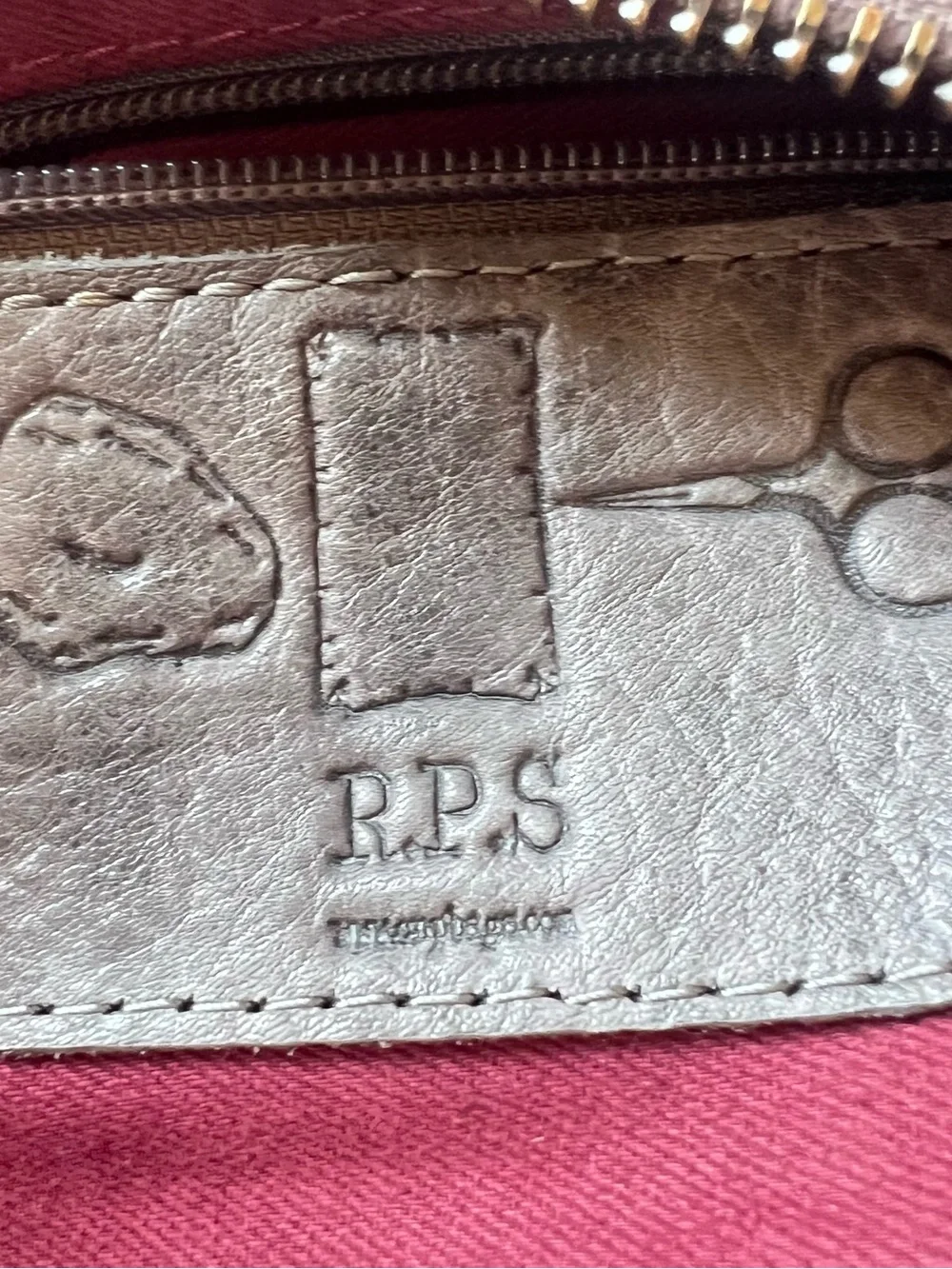 R.P.S. Rock Paper Scissors Genuine Leather Distressed Crossbody Bag in Gray